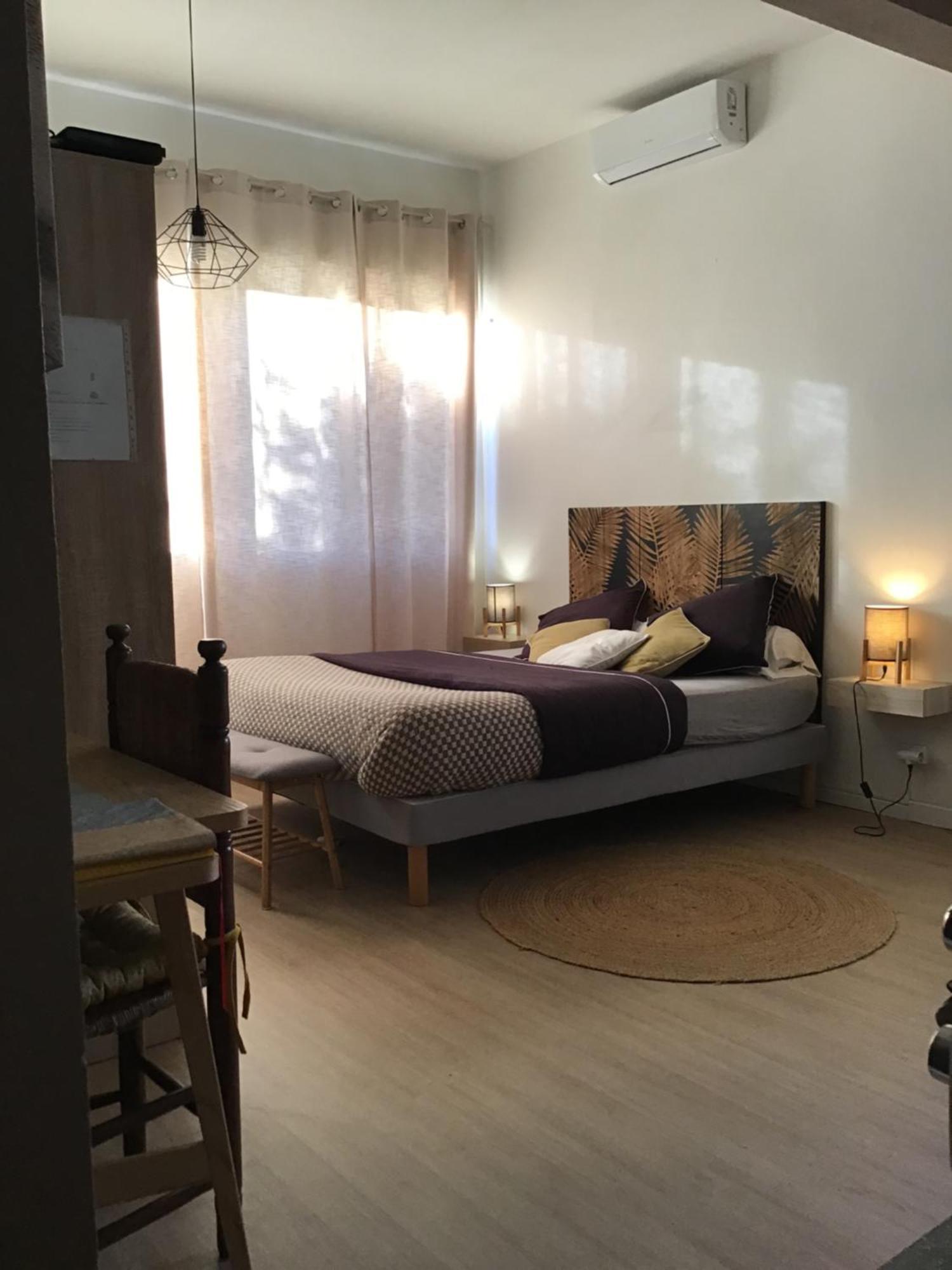 Studio Cosy Avec Piscine Dans Une Villa Saint-Denis Luaran gambar